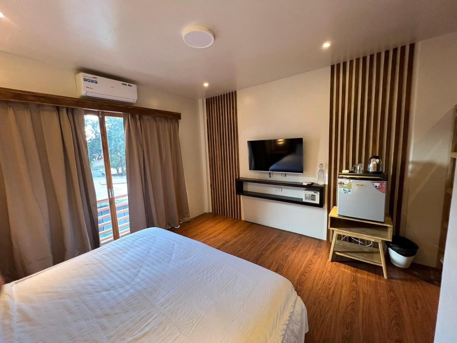 Vencejos Inn - เอลนิโด ภายนอก รูปภาพ